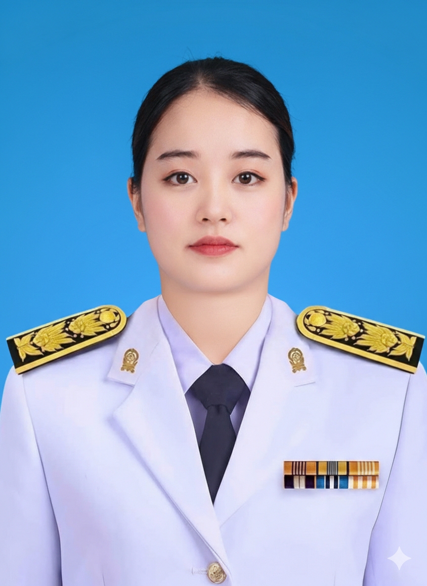 นางสาวณัฐกมล ทุมมา